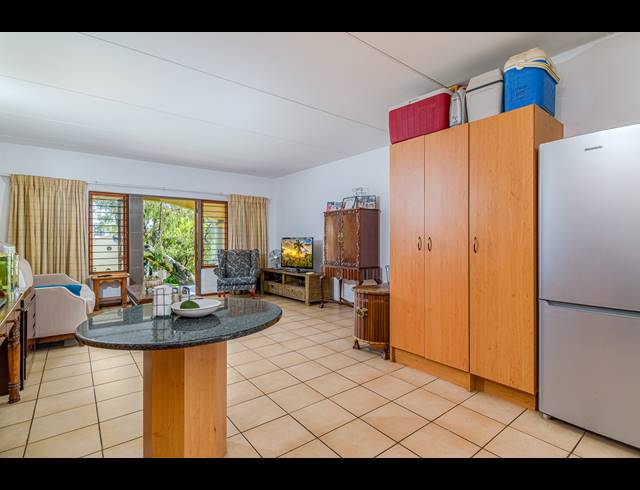 2 BEDROOM APARTMENT FOR SALE IN NOORDHANG